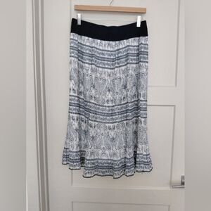 Metro Wear Women's Blue and White Printed Boho Maxi Skirt